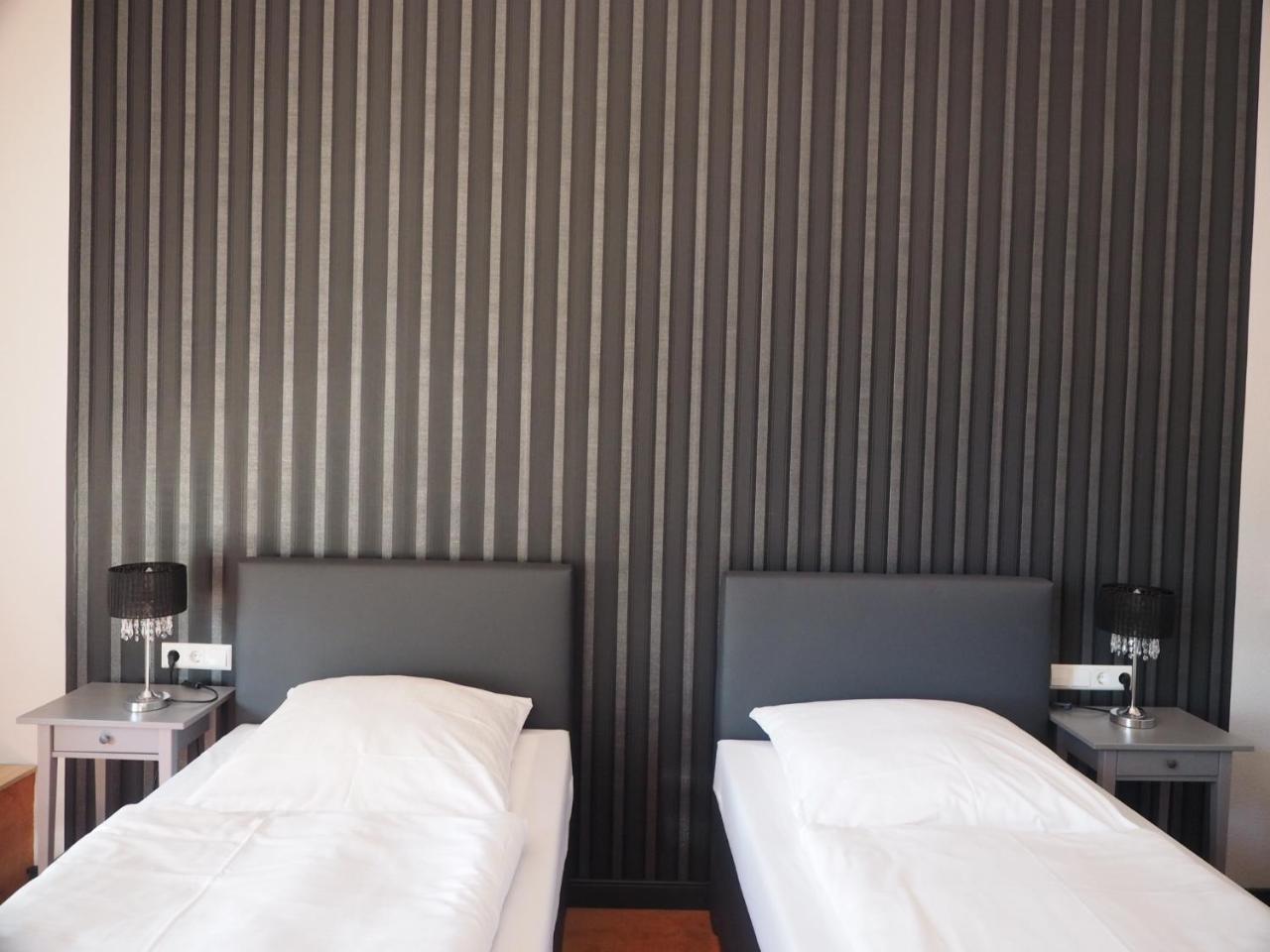 זארשטדט Hotel Kipphut מראה חיצוני תמונה